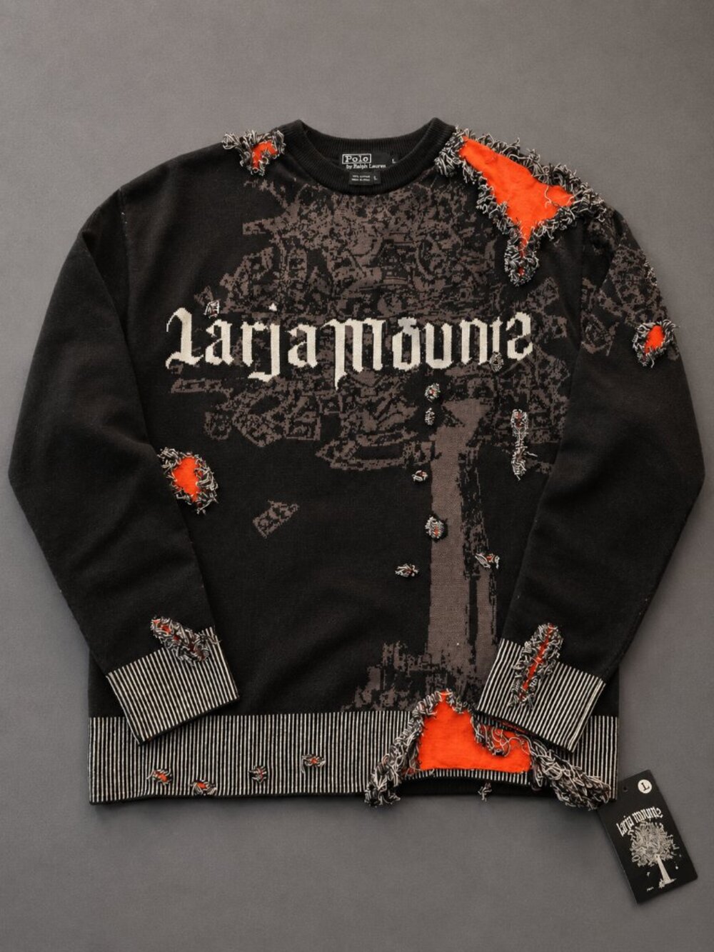 Larjamountz Distressed Graphic Knit Pullover Sweater – New With Tags – Black/Red
